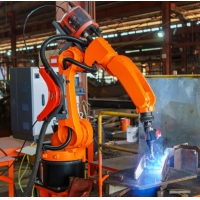 Cobots vs Robots: Cûdahî çi ye û kîjan çêtir e?